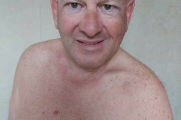 Cherche amis gay à Miramas